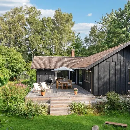 Awesome In Grsted With Wifi And 3 Bedrooms Casa de Férias Græsted